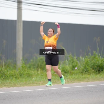 Runner Photo 2102989