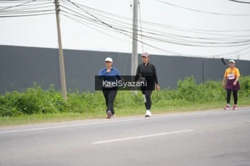 Runner Photo 2103019