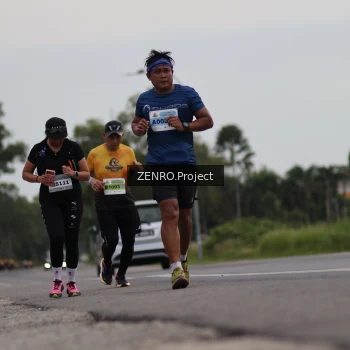 Runner Photo 2103023