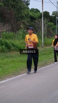 Runner Photo 2103048