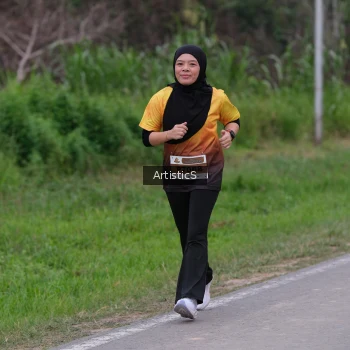 Runner Photo 2103077