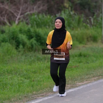 Runner Photo 2103088
