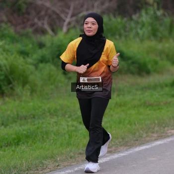 Runner Photo 2103105