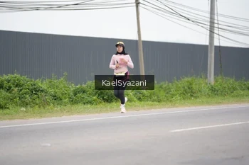 Runner Photo 2103181