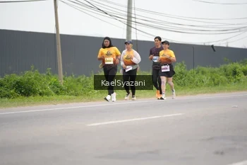 Runner Photo 2103264