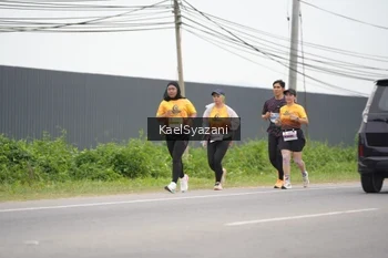 Runner Photo 2103273