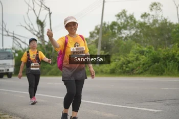 Runner Photo 2103300