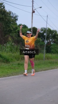Runner Photo 2103482