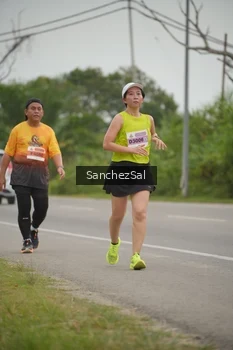 Runner Photo 2103537