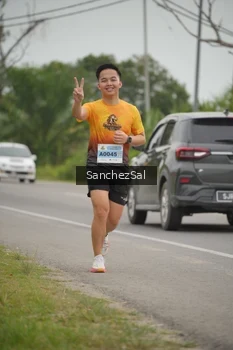 Runner Photo 2103674