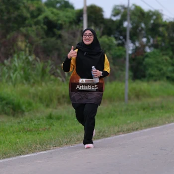 Runner Photo 2103691