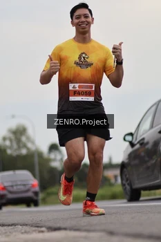 Runner Photo 2103710