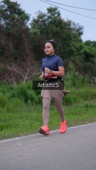 Runner Photo 2103785