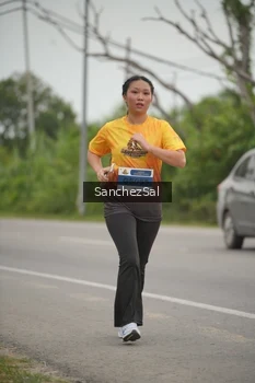 Runner Photo 2103790