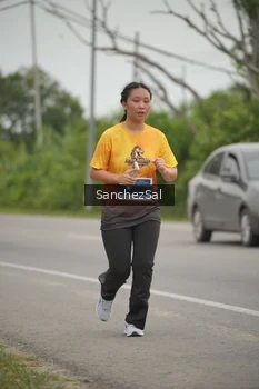 Runner Photo 2103791
