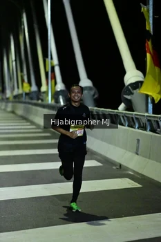 Runner Photo 2103967
