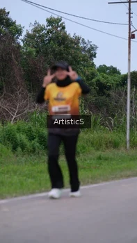 Runner Photo 2103978