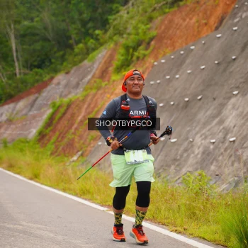 Runner Photo 2104015