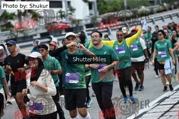 Runner Photo 210410