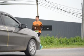 Runner Photo 2104104