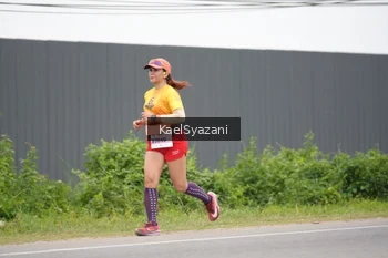 Runner Photo 2104201