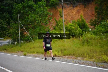 Runner Photo 2104206