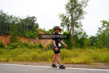 Runner Photo 2104235