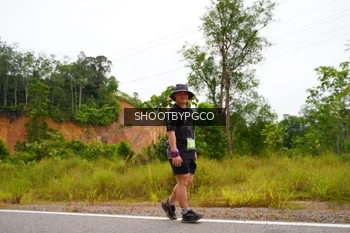 Runner Photo 2104246