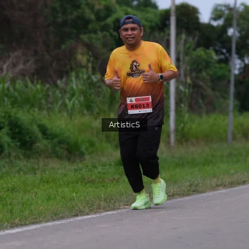 Runner Photo 2104273
