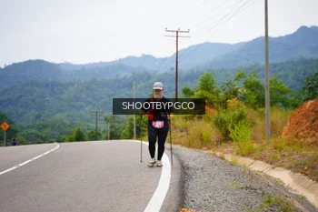 Runner Photo 2104365