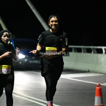Runner Photo 2104411