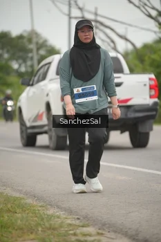 Runner Photo 2104513