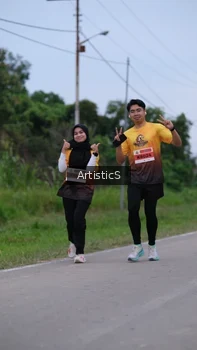 Runner Photo 2104561