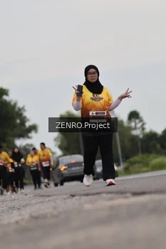 Runner Photo 2104564