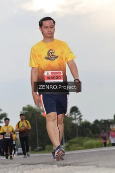 Runner Photo 2104623