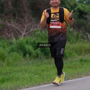 Runner Photo 2104759