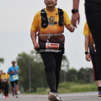 Runner Photo 2104810