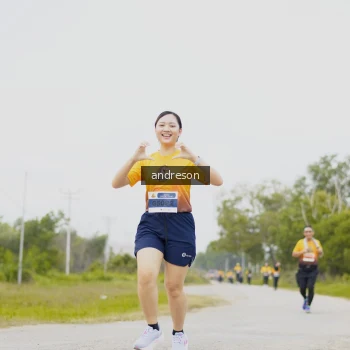 Runner Photo 2104848