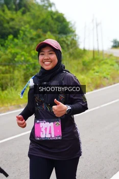 Runner Photo 2104887