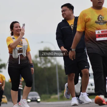 Runner Photo 2104986