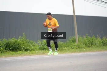 Runner Photo 2105055