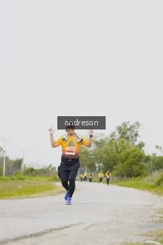 Runner Photo 2105106