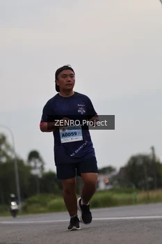 Runner Photo 2105224