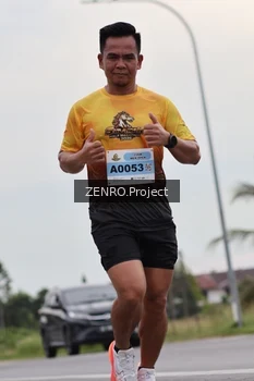 Runner Photo 2105234