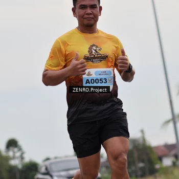 Runner Photo 2105242