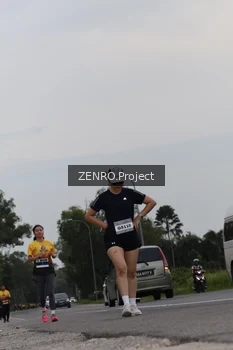 Runner Photo 2105277