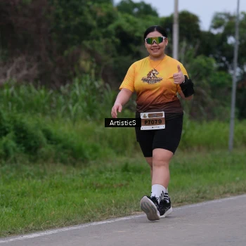 Runner Photo 2105324