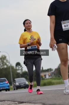 Runner Photo 2105342