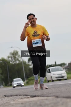 Runner Photo 2105408