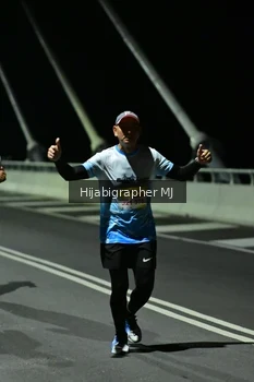 Runner Photo 2105438